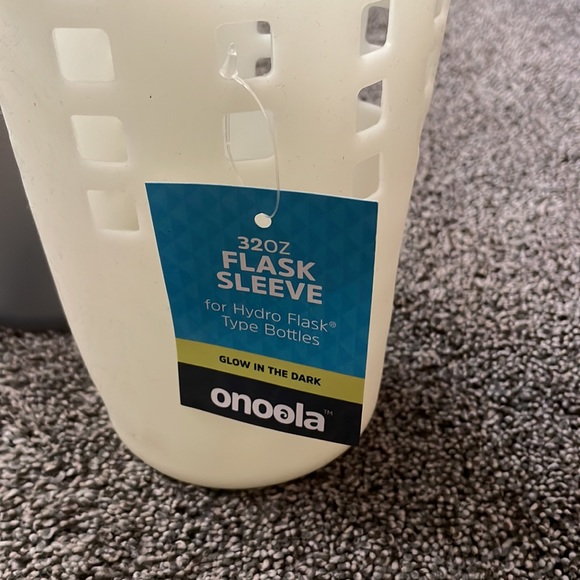 Hydro Flask - Picture 4 of 5